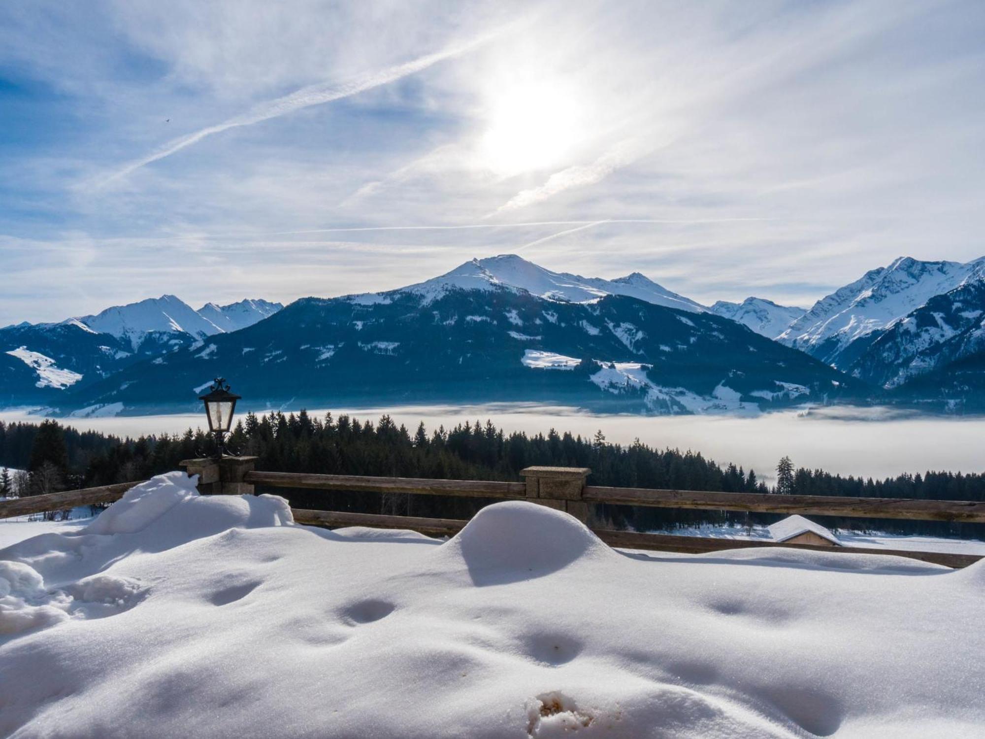 Sunlit Apartment Near Ski Area In Hollersbach Im Pinzgau Exterior photo